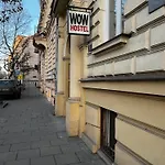 Hostal Wow *